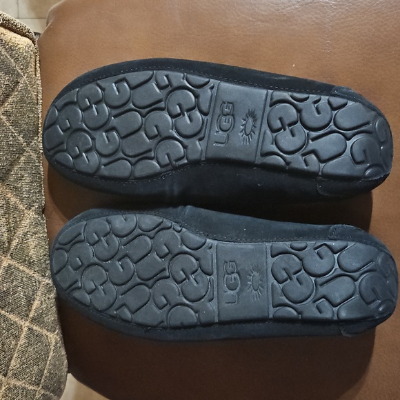 UGG Ansley Heritage Bow Slip On Moccasins Slippers Shoes Black Suede Sheepskin - Picture 6 of 6